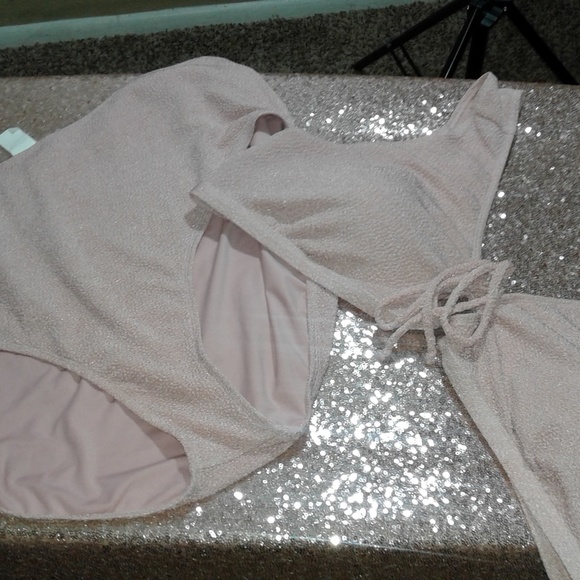 Boohoo Plus Other - EUC Boohoo Plus Blush Pink Bikini SZ 18